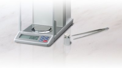 Аналитические весы AND GH-300
